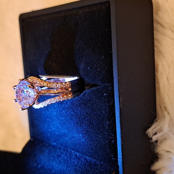 GORGOUS ROSE GOLD Overlay On Stainless Steel For Durability! - Picture 2 of 5